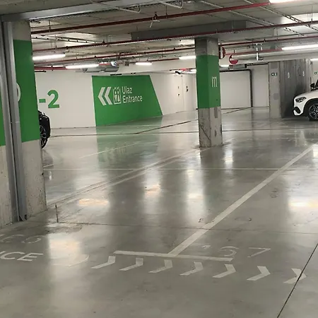 Gallery-mall Waterfont Apartment Belgrade